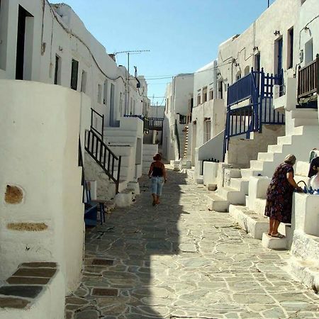 Artemis Rooms Folégandros Esterno foto