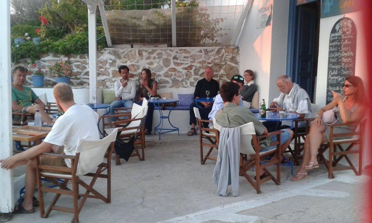 Artemis Rooms Folégandros Esterno foto