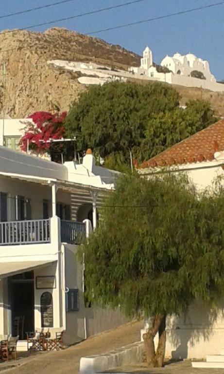 Artemis Rooms Folégandros Esterno foto