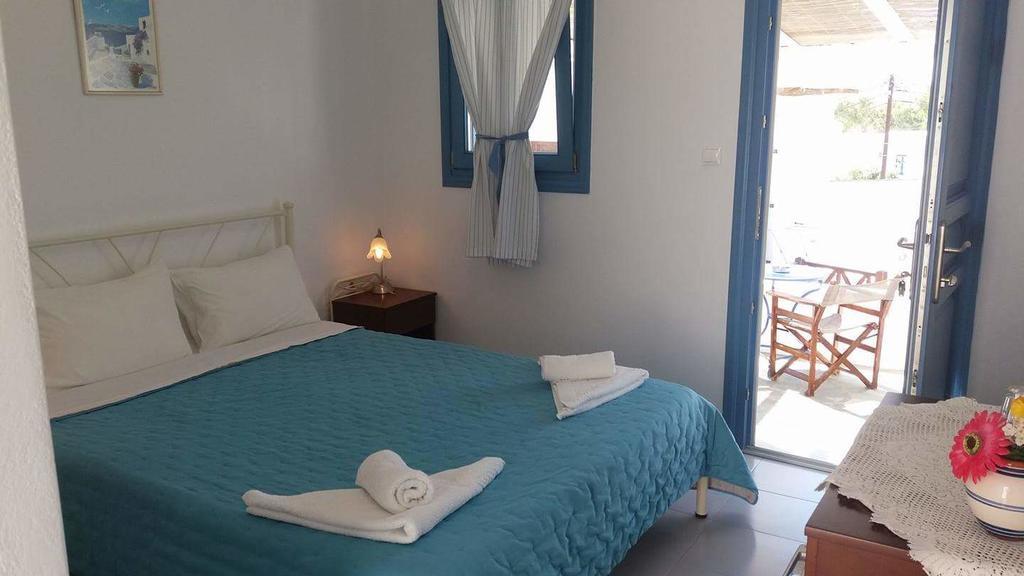 Artemis Rooms Folégandros Esterno foto